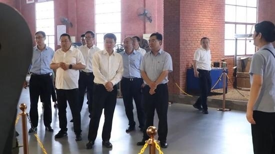 山东临工与江苏集团举行挖掘机交机仪式 深化战略合作关系-北斗天枢精创有限公司(图4)