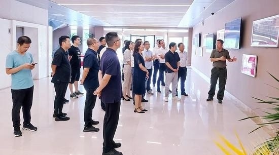 工程机械数字化水平评估标准启动会在石家庄召开-北斗天枢精创有限公司(图7)